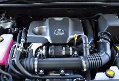 价格300元和500元的机油，究竟差在哪了？